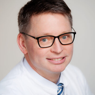 Prof. Jan Kaminsky Chefarzt der Abteilung für Neurochirurgie Prof. Dr. med. Jan Kaminsky