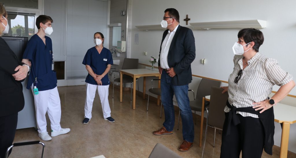 Besuch SPD-Abgeordnete Fraktion vor Ort | Sankt Gertrauden-Krankenhaus