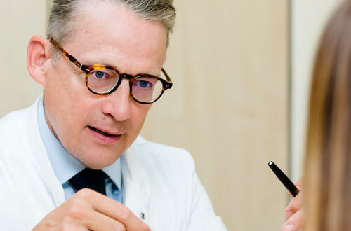 Dr. med. Dr. (GB) Martin Vosss, Chefarzt Geburtshilfe