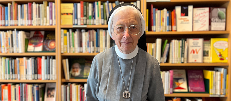 Ordensschwester M. Bernarda CSC verlässt nach 61 Jahren das Sankt Gertrauden-Krankenhaus